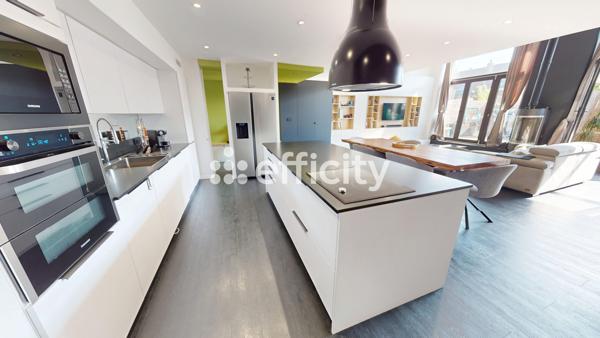 Appartement 4 pièces - 190 m²