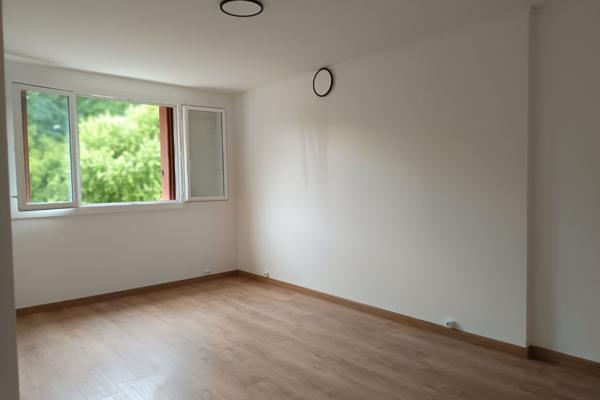 Location Fontenay Aux Roses 4 pièces Loyer 1 360 €/mois charges comprises **  - Référence  552