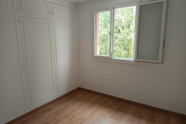 Location Fontenay Aux Roses 4 pièces Loyer 1 360 €/mois charges comprises **  - Référence  552