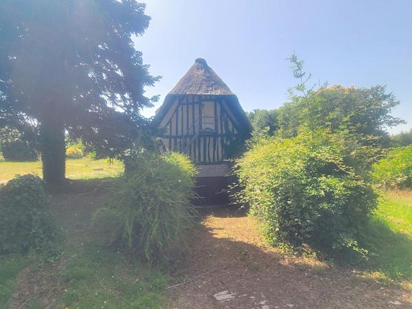 Chaumière de 147m² - Ancienne chaumière datant de 1736, démontée et entièrement reconstruite sur site par des artisans