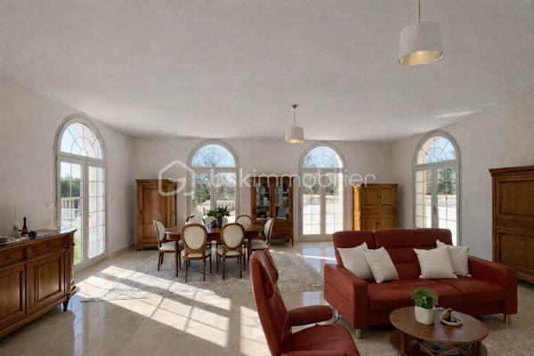 Propriete de 483 m²