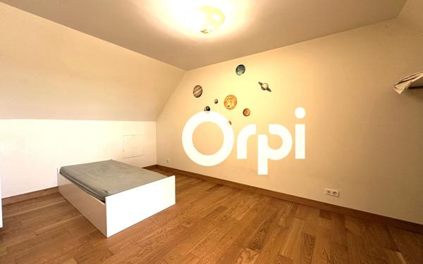 Maison à louer    5 pièces • 149,30 m2 Saint-Rémy-Blanzy