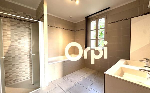 Maison à louer    5 pièces • 149,30 m2 Saint-Rémy-Blanzy