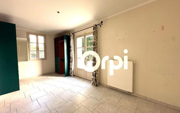 Maison à louer    5 pièces • 149,30 m2 Saint-Rémy-Blanzy