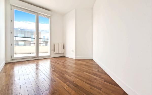 Appartement à vendre    4 pièces • 81,25 m2 Argenteuil