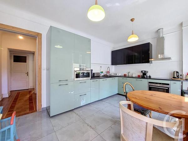 Maison à vendre  9 pièces - 220 m 2   MIRECOURT  - 88