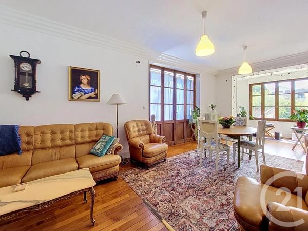 Maison à vendre  9 pièces - 220 m 2   MIRECOURT  - 88
