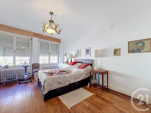 Maison à vendre  9 pièces - 220 m 2   MIRECOURT  - 88