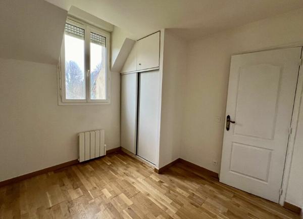 Appartement à louer    3 pièces • 45,28 m2 Toury