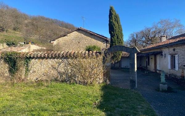 Maison à vendre    14 pièces •  Lautrec