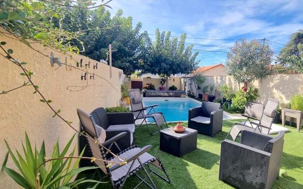 Maison à vendre    3 pièces • 100 m2 Marseille 11