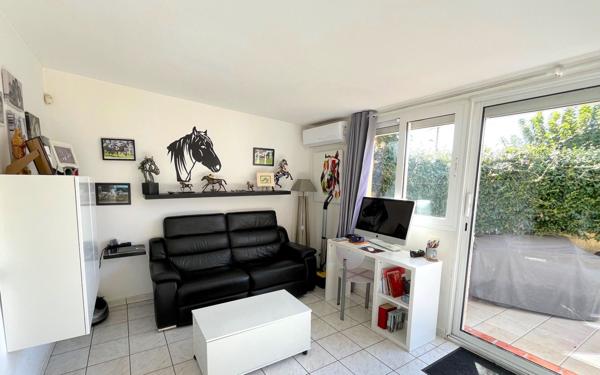 Maison à vendre    3 pièces • 100 m2 Marseille 11