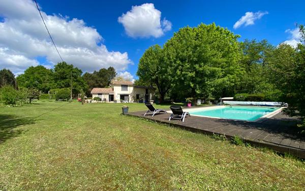 Maison à vendre    6 pièces •  Langon