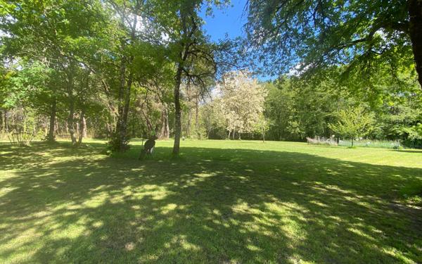 Maison à vendre    6 pièces •  Langon