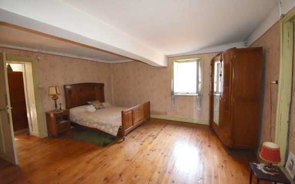 Maison à vendre    4 pièces •  Riorges