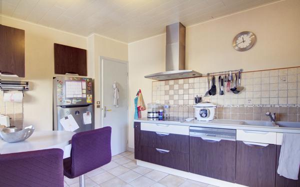 Maison à vendre    3 pièces •  Saint-Martin-la-Plaine