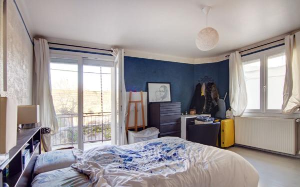 Maison à vendre    3 pièces •  Saint-Martin-la-Plaine