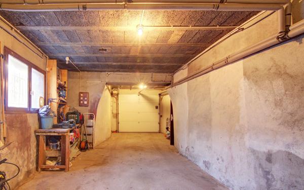 Maison à vendre    3 pièces •  Saint-Martin-la-Plaine