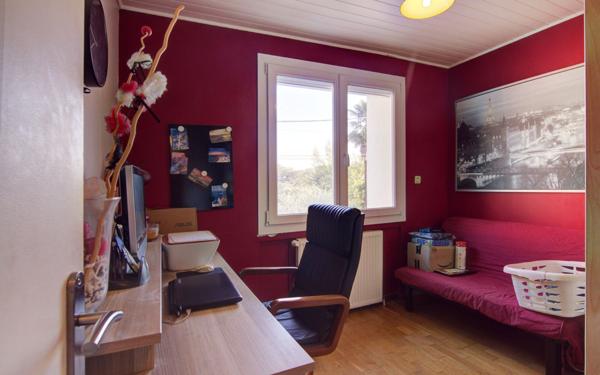 Maison à vendre    3 pièces •  Saint-Martin-la-Plaine