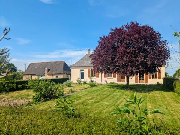 MAISON 3 CHAMBRES - 53350 BALLOTS Réf. 53169 | 159 000 €