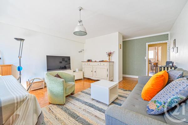 Appartement F4 à vendre  4 pièces - 80,09 m2 PARIS - 75012