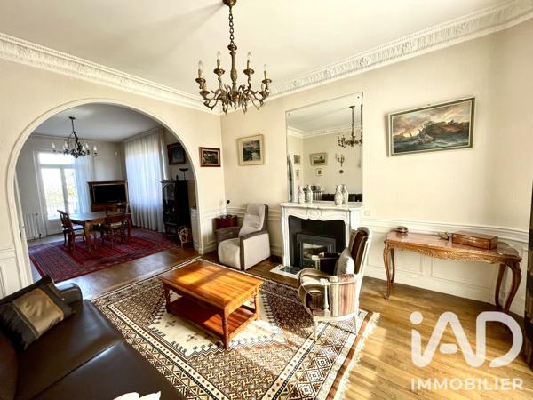 Maison à vendre 8 pièces 208 m² Langres