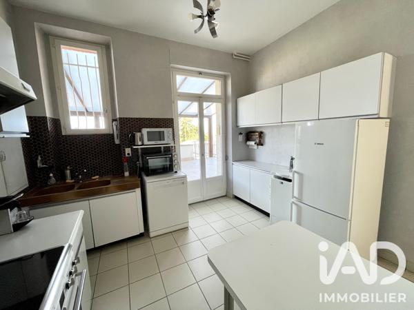 Maison à vendre 8 pièces 208 m² Langres