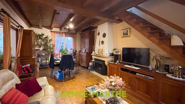 Celles-sur-Belle. Pavillon sur sous-sol. Celles-sur-Belle (79370)