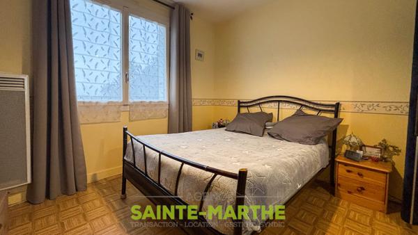 Celles-sur-Belle. Pavillon sur sous-sol. Celles-sur-Belle (79370)