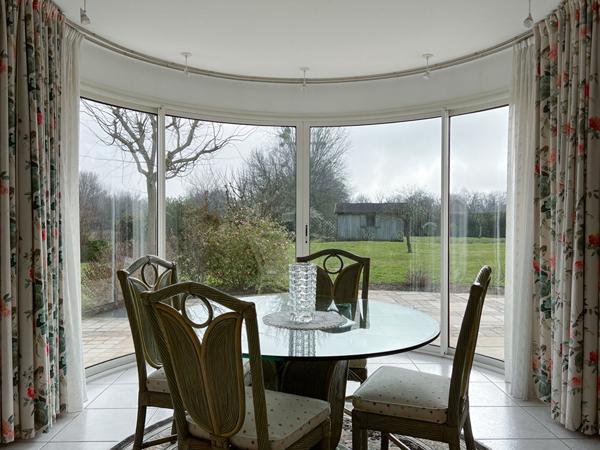 Magnifique maison aux Ponts de Cé quartier Saint Maurille de 5 chambres avec jardin et garage