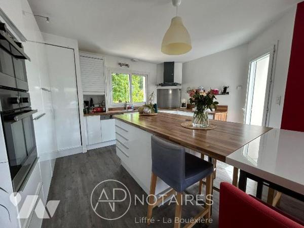 Maison à vendre à Liffré (35340) en Ille-et-Vilaine (35)

Dans le cadre d'une vente, nous vou...