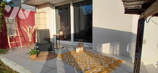 Maison familiale à vendre à Liffré - 130 m² - Terrain de 528 m²

Liffré - À proximité du cent...