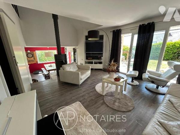 Maison à vendre à Liffré (35340) en Ille-et-Vilaine (35)

Dans le cadre d'une vente, nous vou...