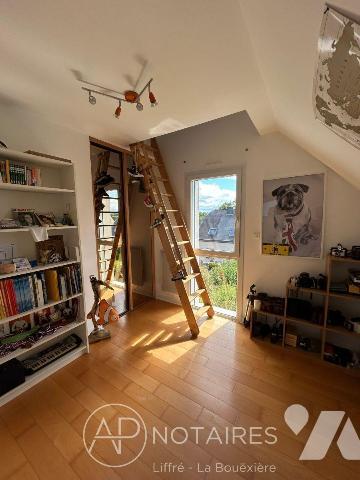 Maison à vendre à Liffré (35340) en Ille-et-Vilaine (35)

Dans le cadre d'une vente, nous vou...