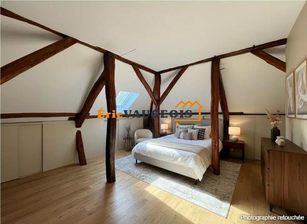 Location                                                      Appartement
                        
                     4 pièces                      86 m2                     à Coulommiers