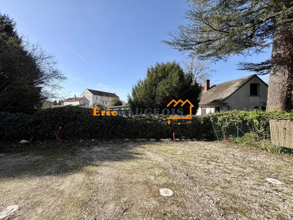 Location                                                      Appartement
                        
                     4 pièces                      86 m2                     à Coulommiers