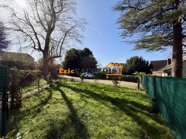 Location                                                      Appartement
                        
                     4 pièces                      86 m2                     à Coulommiers