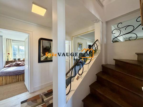 Location                                                      Appartement
                        
                     4 pièces                      86 m2                     à Coulommiers