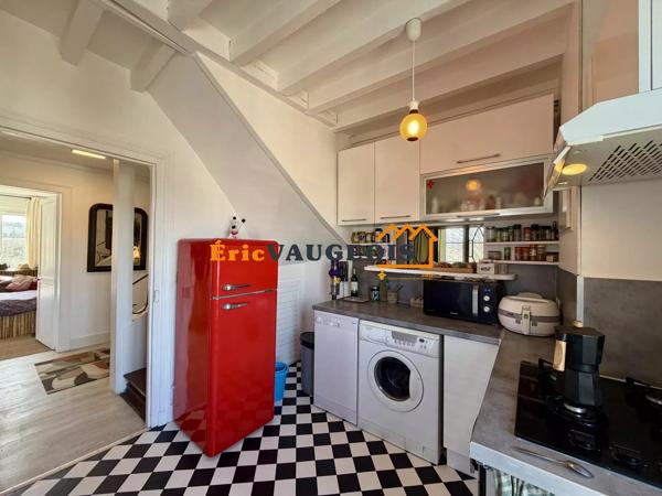 Location                                                      Appartement
                        
                     4 pièces                      86 m2                     à Coulommiers