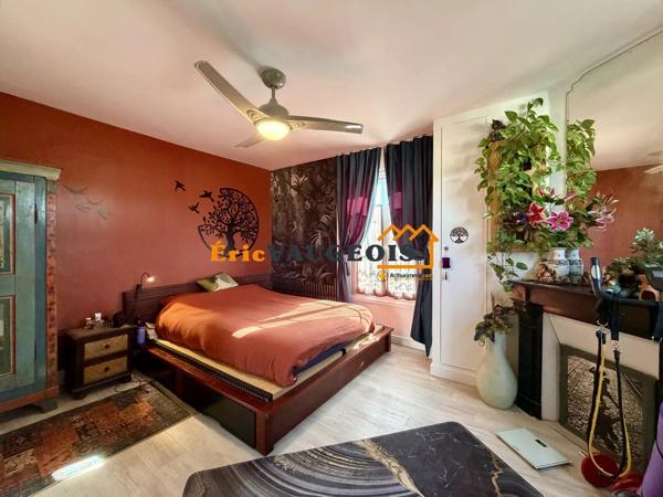 Location                                                      Appartement
                        
                     4 pièces                      86 m2                     à Coulommiers