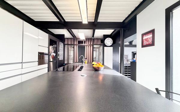 Maison à vendre    8 pièces • 224 m2 Chartres