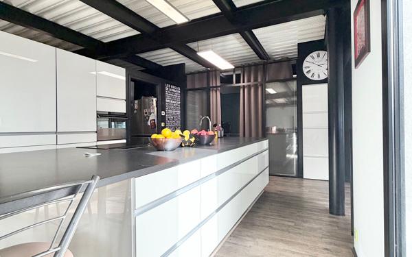 Maison à vendre    8 pièces • 224 m2 Chartres