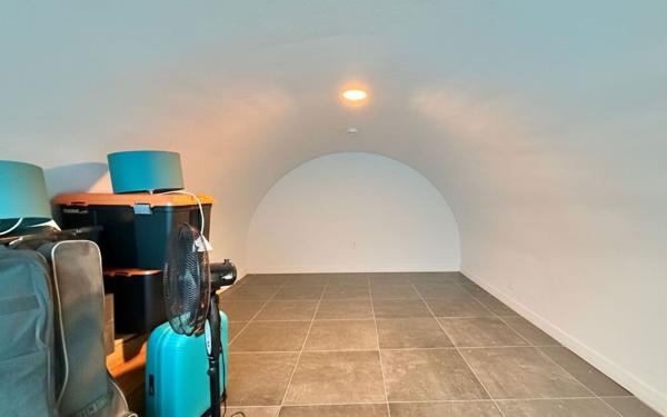 Maison à vendre    8 pièces • 224 m2 Chartres