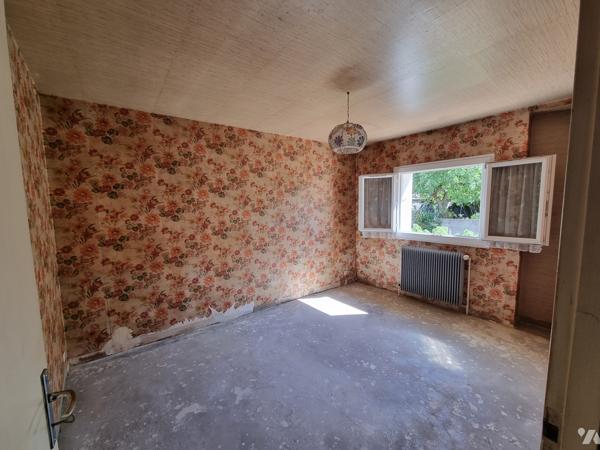 SAINT JULIEN DE CONCELLES, cœur de bourg  maison 3 chambres.