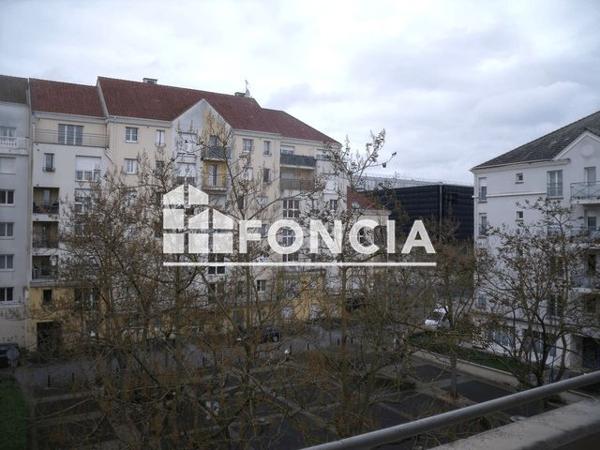 Location Studio 21.49 m² - 5 PLACE DU HOUBLON Melun 77000