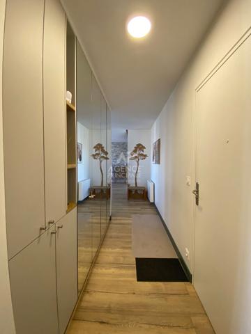 Appartement Pontoise 4 pièce(s) 80.74 m2 Loyer 1 550 €/mois charges comprises **  - Référence  MG11284