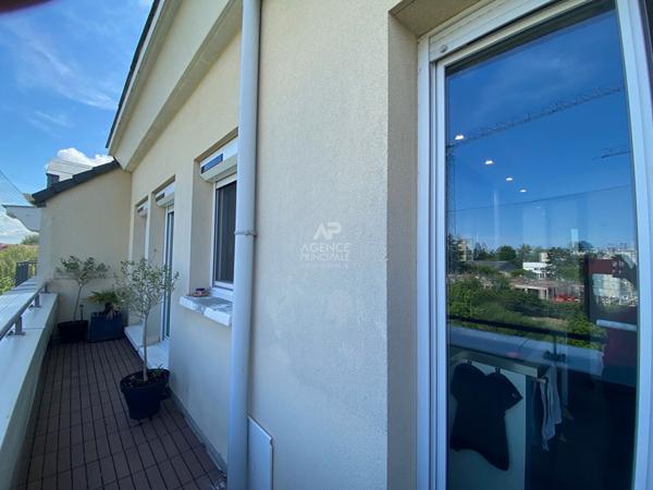 Appartement Pontoise 4 pièce(s) 80.74 m2 Loyer 1 550 €/mois charges comprises **  - Référence  MG11284