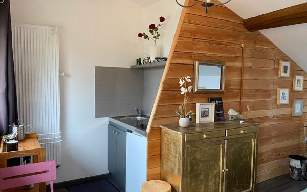 Appartement à louer    1 pièce • 16,72 m2 Bessenay