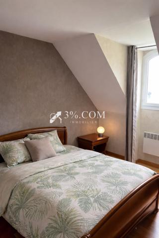 Maison
                                                                                                                                                                                                                                                                                                                        6 pièce(s)                                                                                                                                                                                                          3 chambre(s)                                                                                                                                                                                                          114  m²