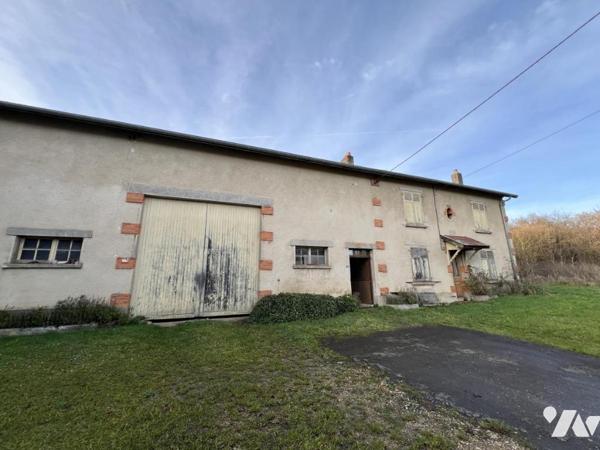 Ancien corps de ferme et terrains